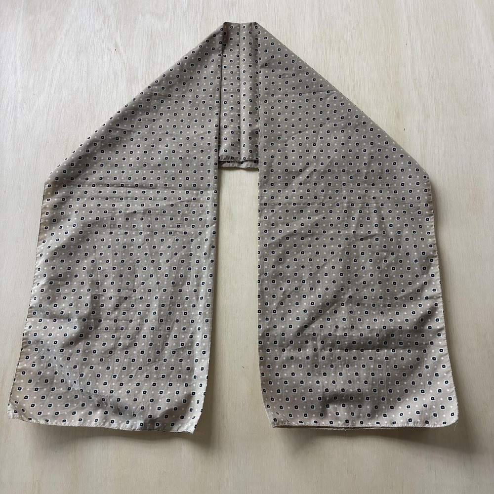 Rectangle Scarf Womens One Size Beige Floral Print Lightweight Neck Shawl Wrap